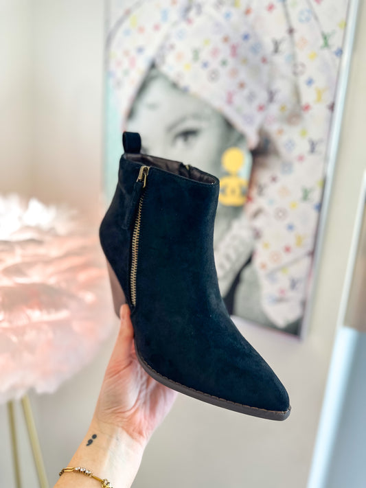 CORKY'S: High Standards Black Faux Suede Booties