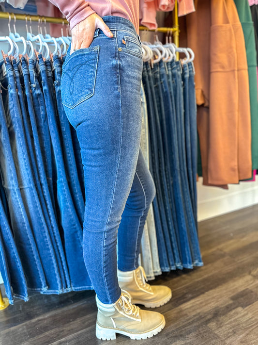Teagan Thermal Skinny Judy Blue Jeans