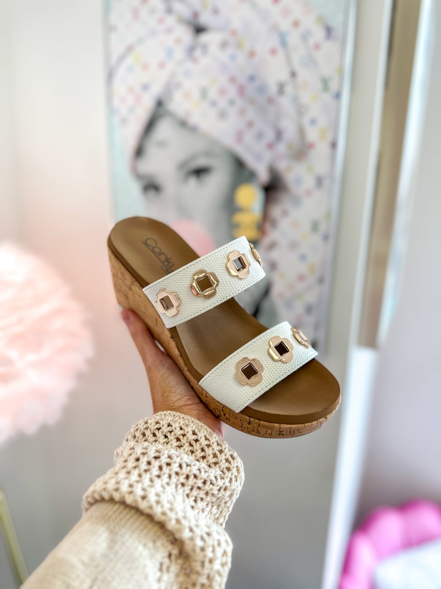 CORKY'S: Hi Tide White Wedges