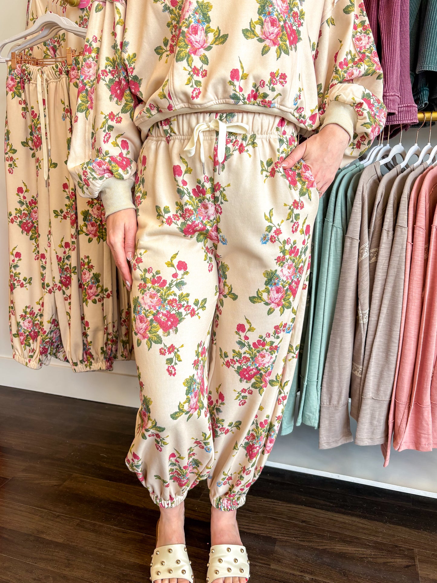 Vintage Blooms Sweatpants