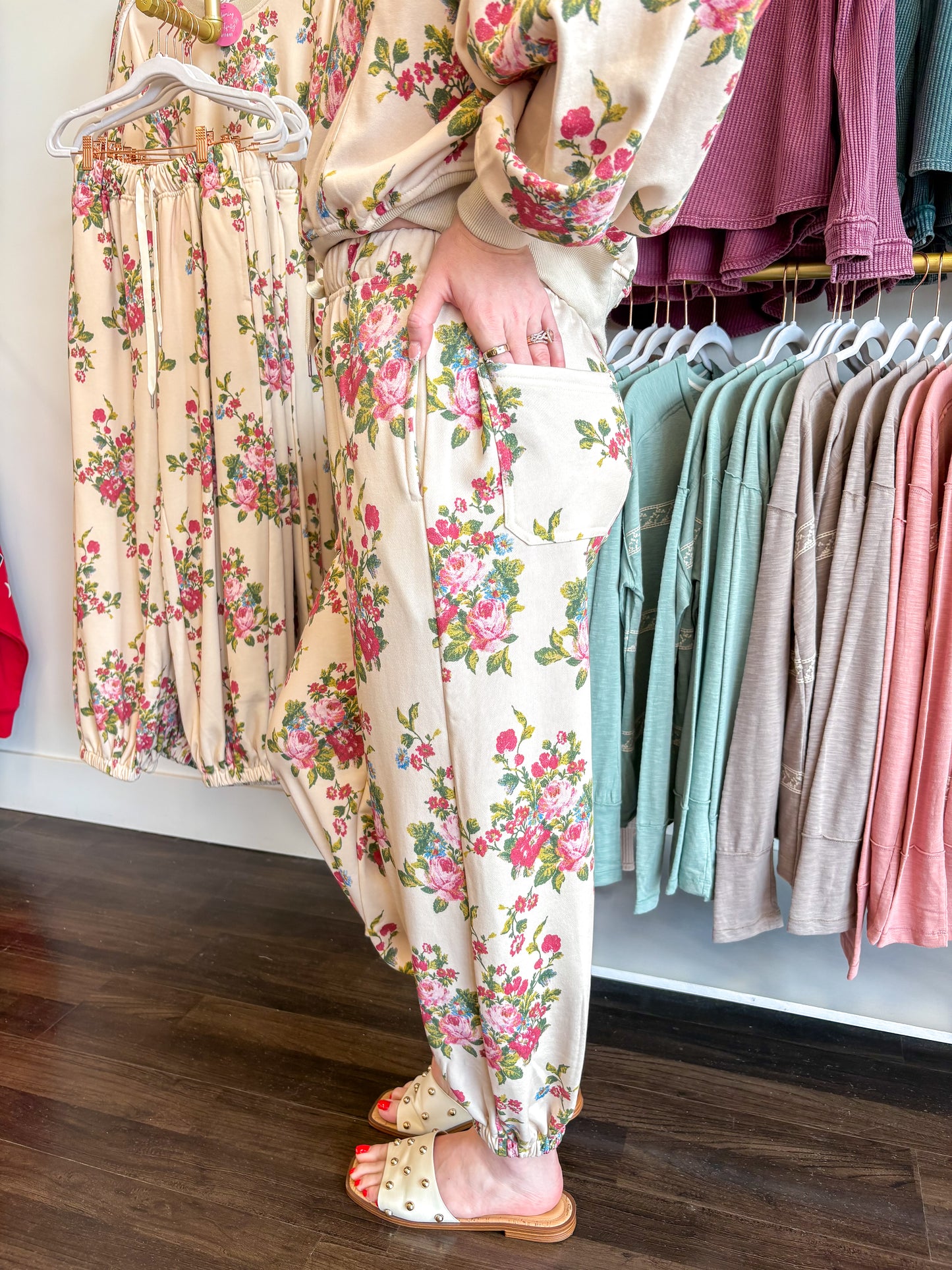 Vintage Blooms Sweatpants