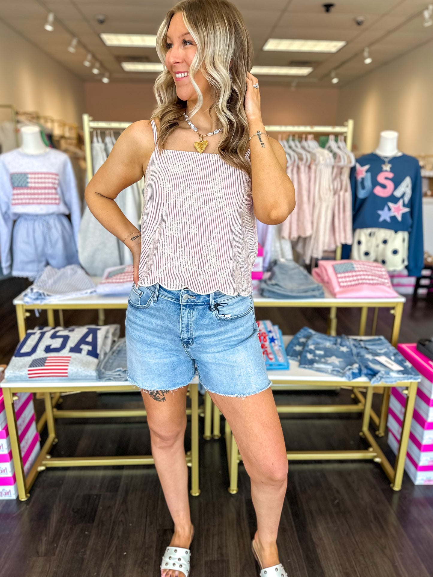 Summer Sweetheart Scallop Tank