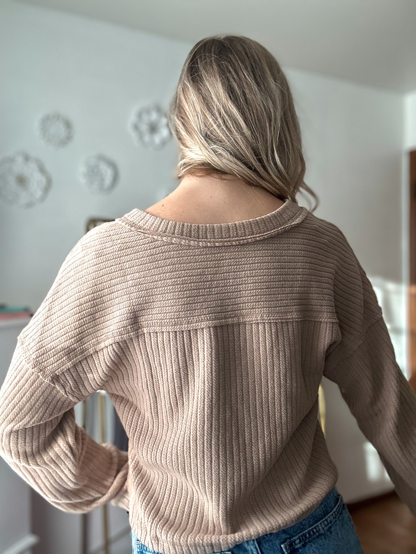 Carter Casual Comfy Soft V-Neck Knit Top - Mocha