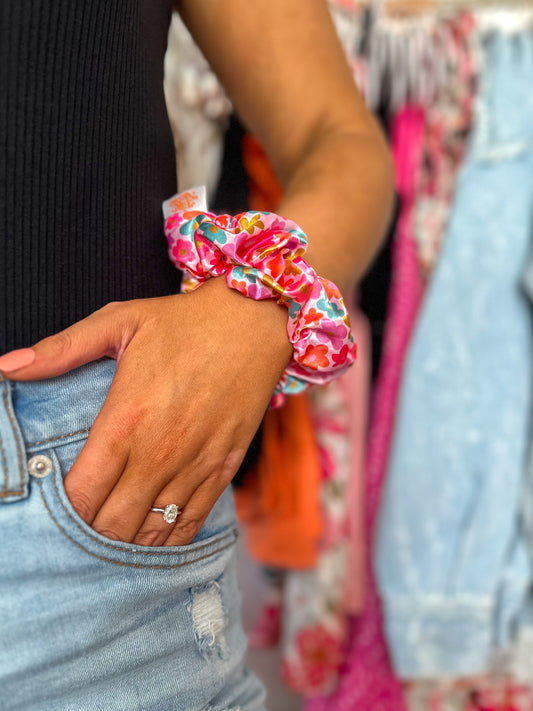 70s Floral Satin Scrunchie