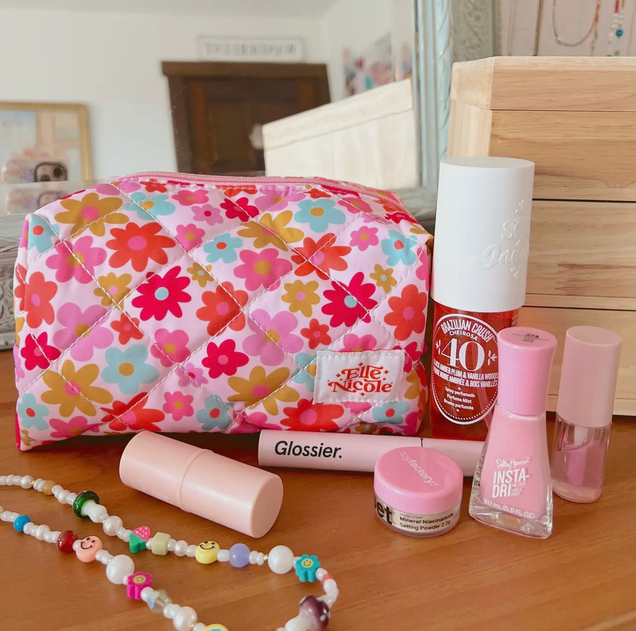 Retro Florals - Quilted Cosmetics / Pencil Bag